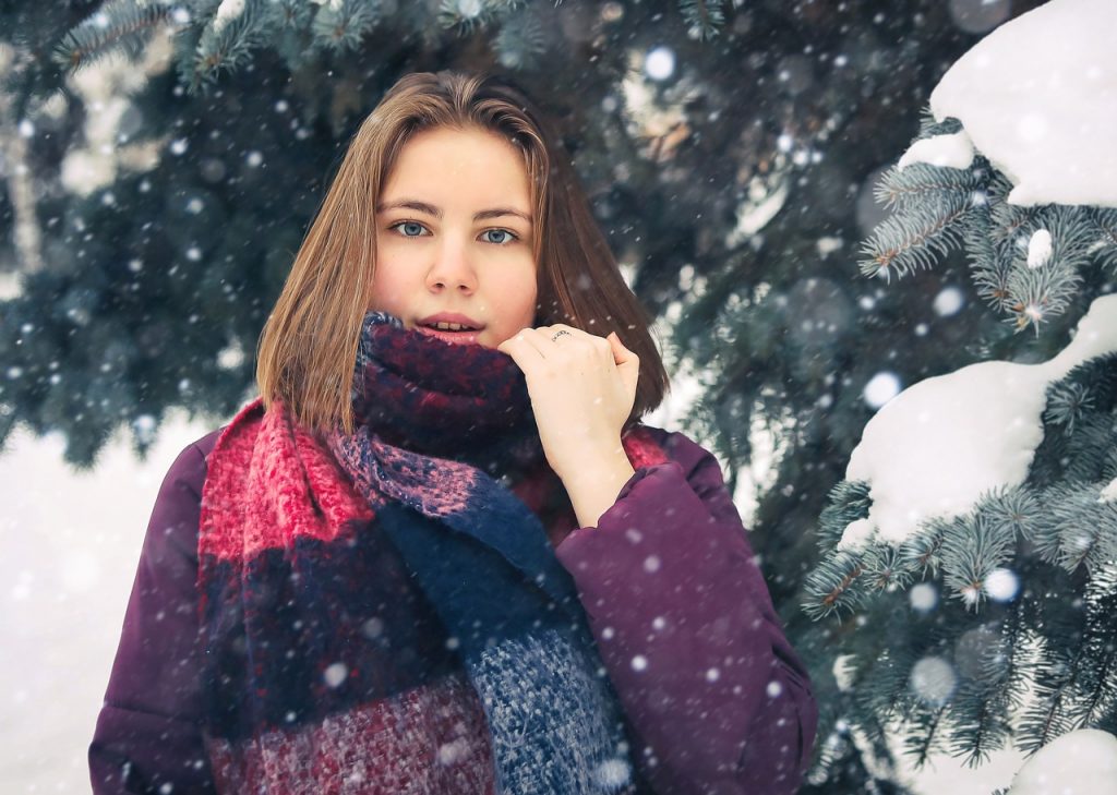 Quel style d'écharpes choisir pour les jeunes femmes?