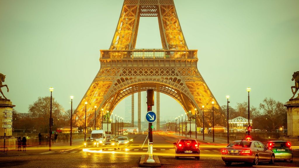 Comment visiter Paris en moto?